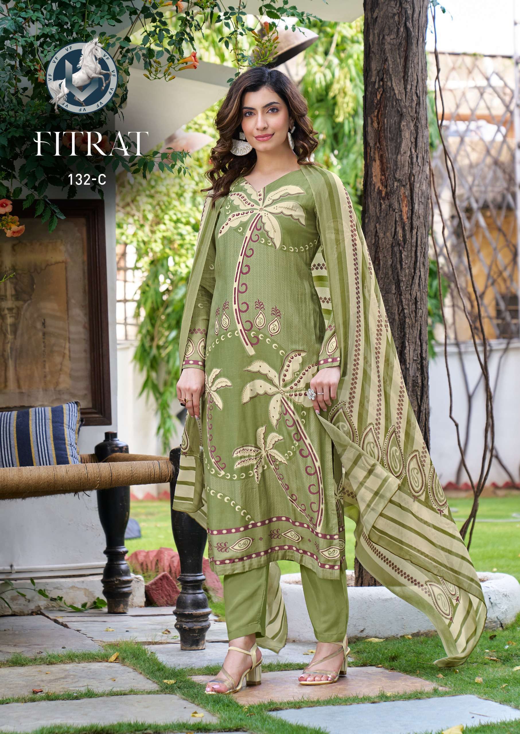 VIVEK FASHION FITRAT PURE MUSLIN DIGITAL PRINTED LADIES SUIT WHOLESALER 